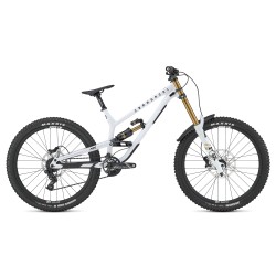 Vélo de descente Commencal...