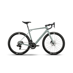 Vélo de route Lapierre...