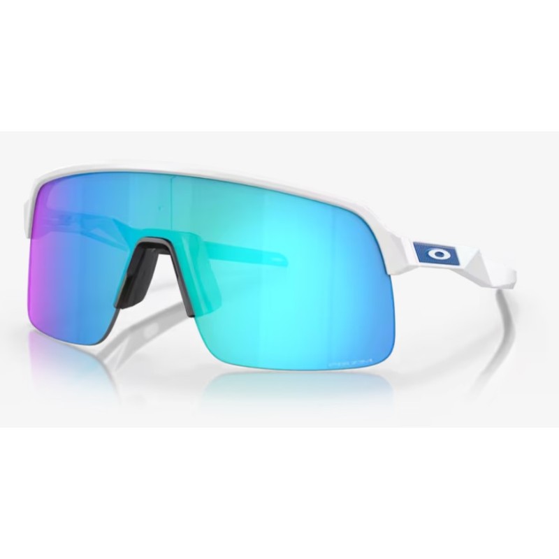 Lunettes OAKLEY sutro lite blanc mat verres Prizm Saphir