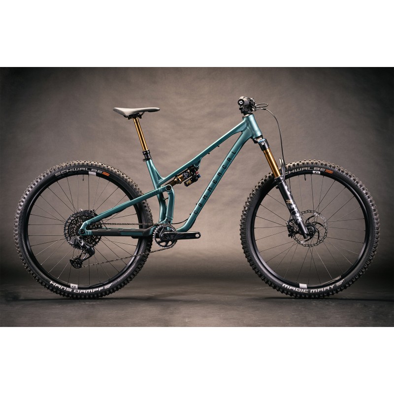 copy of Vélo Enduro COMMENCAL META V5 OHLINS EDITION JAUNE Vélo Enduro 2023