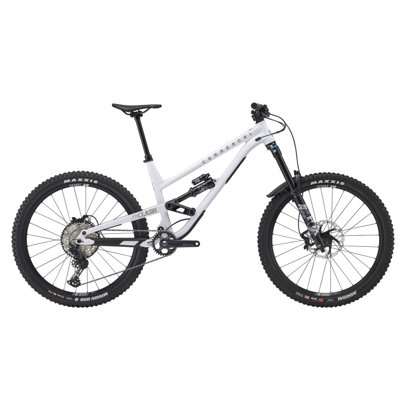 Vélo d'enduro COMMENCAL CLASH ESSENTIAL PURE WHITE