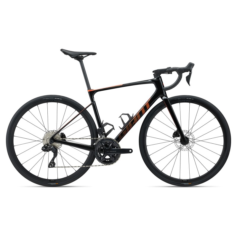 Vélo de route Giant Defy Advanced 1 Shimano 105 2023